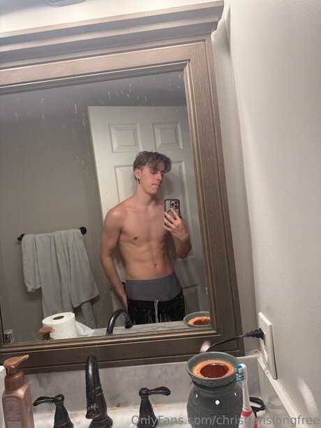 Christianslongfree onlyfans public photos