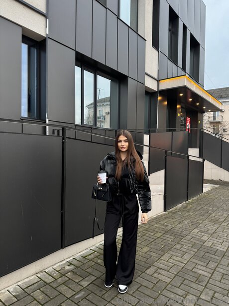 Amelia Lovis leaked onlyfans