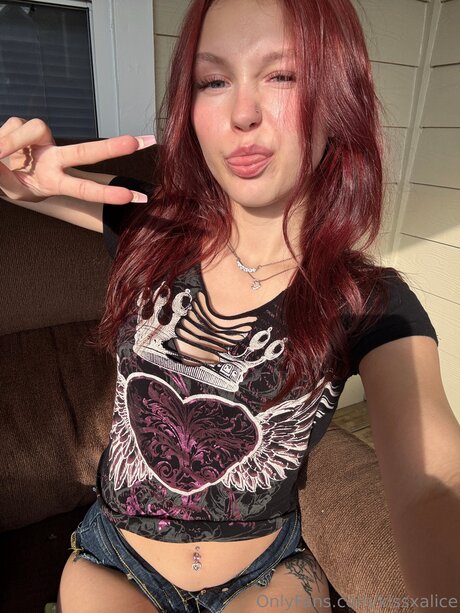 Kissxalice naked onlyfans