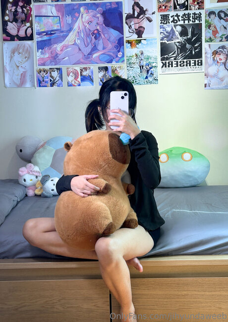 Jihyundaweeb leak only fans