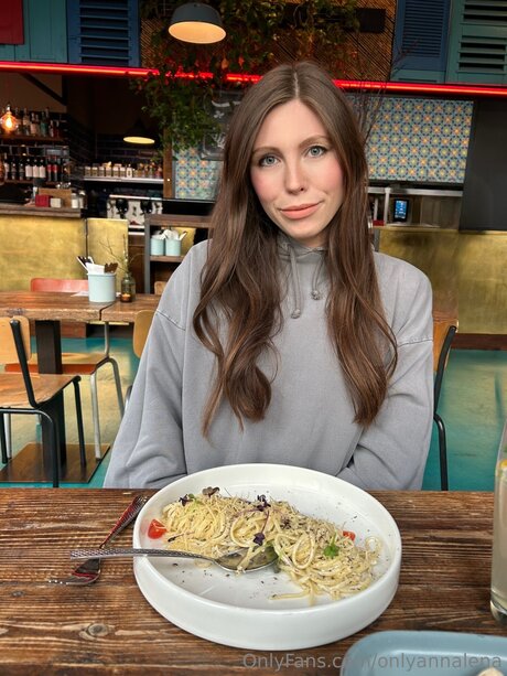 Onlyannalena onlyfans nude leaks