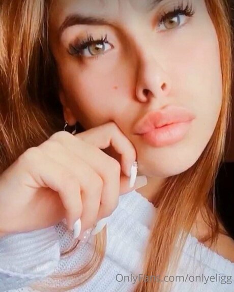 Antonellaagz only fans pic