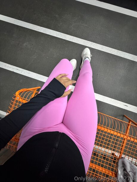 Nisha2708 leaked onlyfans pictures