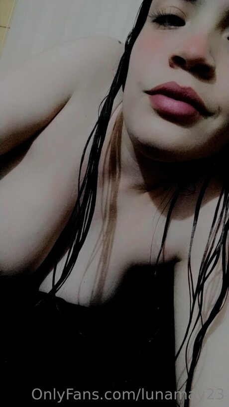 Lunamay23 only fans pic