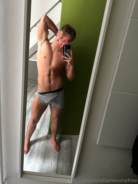 Christianlevine Straight onlyfans porn nude