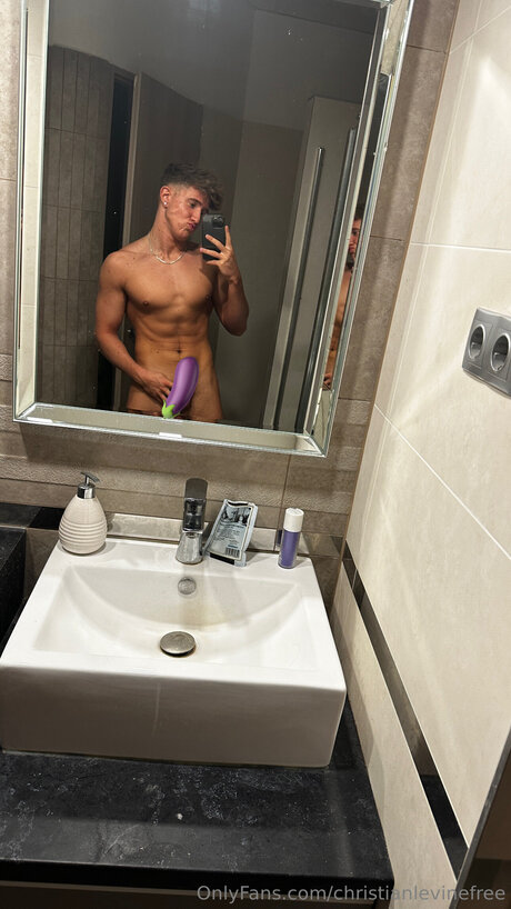 Christianlevine Straight porn onlyfans leak
