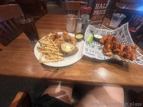 Here P1ggy onlyfans leaked pics