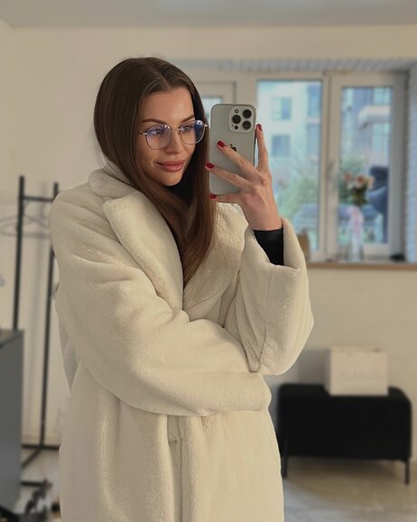 Cutie Karina onlyfans nudes