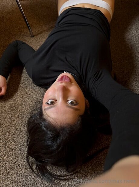 Maxineex onlyfans naked