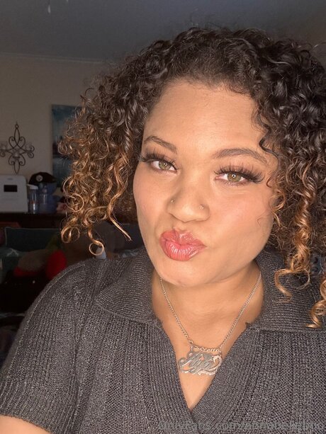 Annabellebooo nude leaks onlyfans