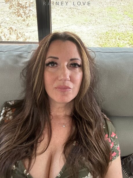 Raineylovesyou only fans