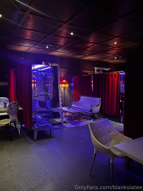 Blankslatee naked onlyfans pics