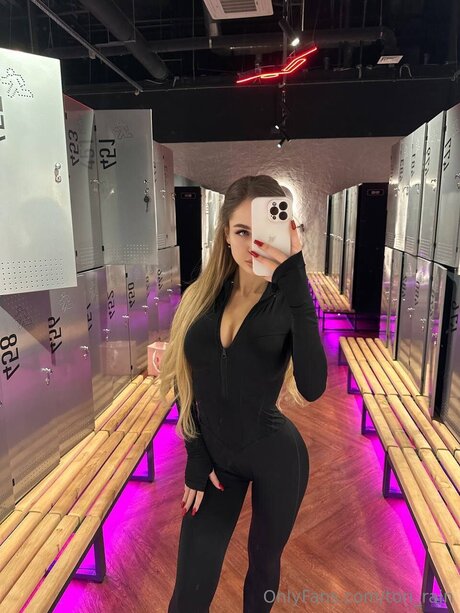 Tori Rain leaks only fans