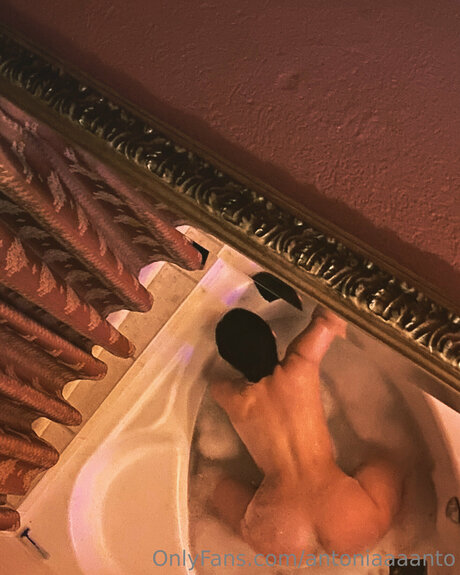 Antoniaaaanto onlyfans nudes leak