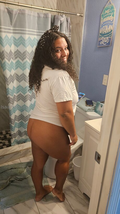 Isabellainfiel onlyfans exposed