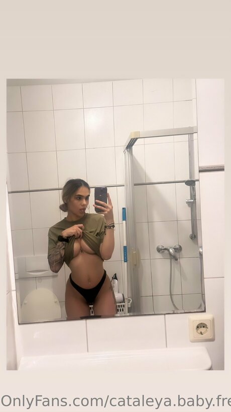 Cataleya Baby Free onlyfans topless