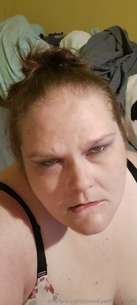 Greeneyedprincess86 onlyfans leaked