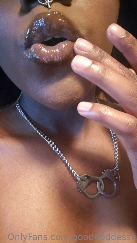 Rightwhereuwantme only fans leaks