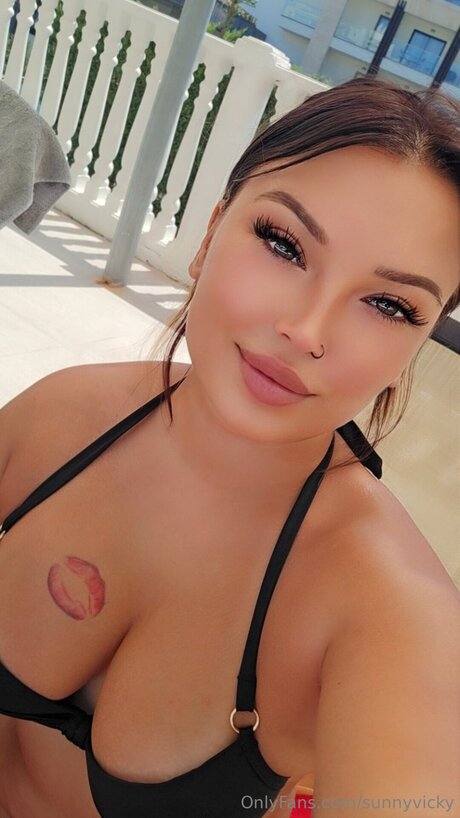 Sunnyvicky onlyfans leaked