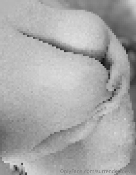 Surrendertoevie onlyfans leaked tits