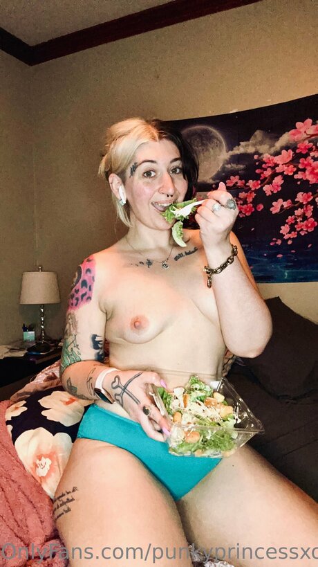 Punkyprincessxofree tits onlyfans