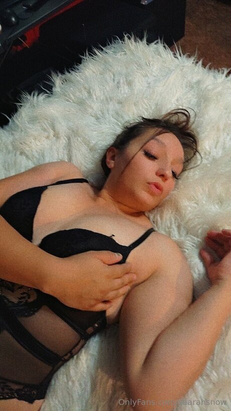 Saarahsnow onlyfans xx