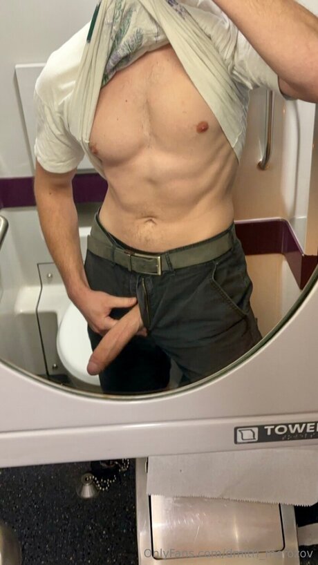 Dmitri Morozov onlyfans nudes porn