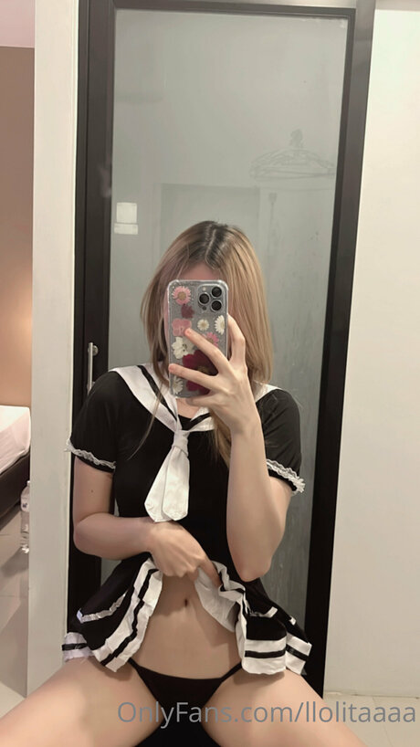 Icyktc topless onlyfans