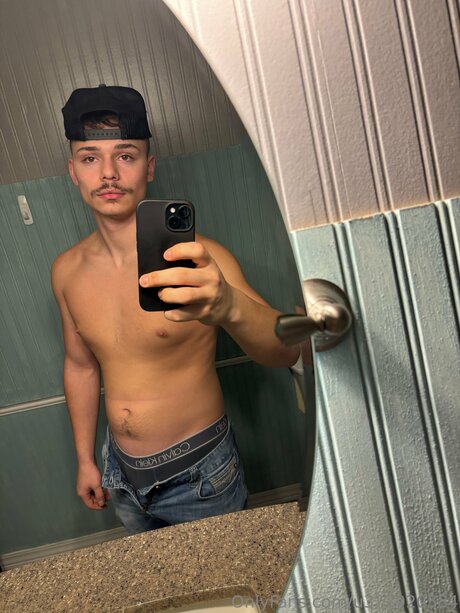 Bluecollar0303 xxx only fans