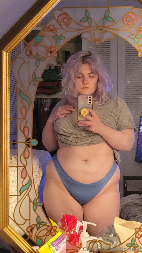 Tinytenn nude onlyfans