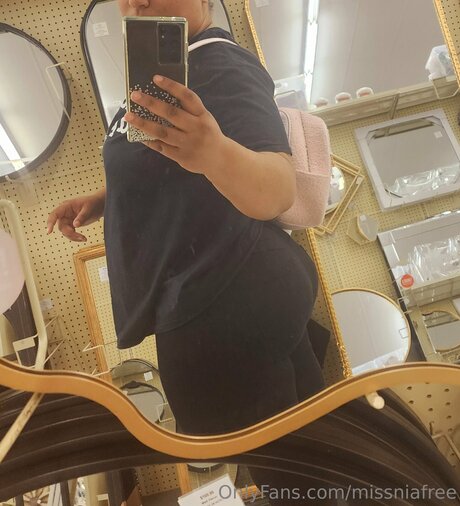 Missniafree leaked onlyfans pics