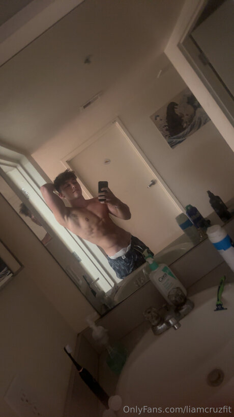 Liamcruzfit onlyfans naked pics