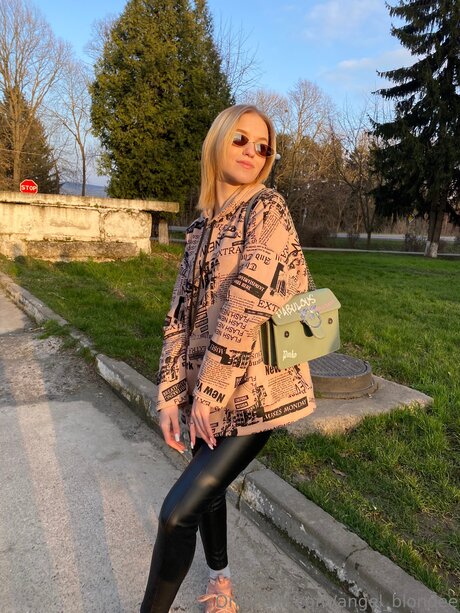 Angel Blondee onlyfans porn