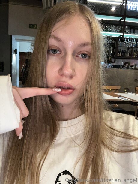 Catie Free onlyfans lean