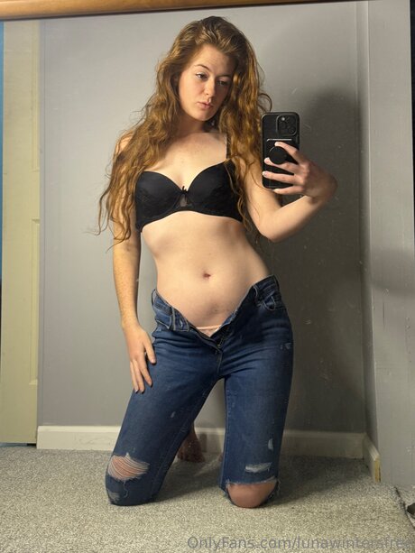 Lunawintersfree nude porn onlyfans