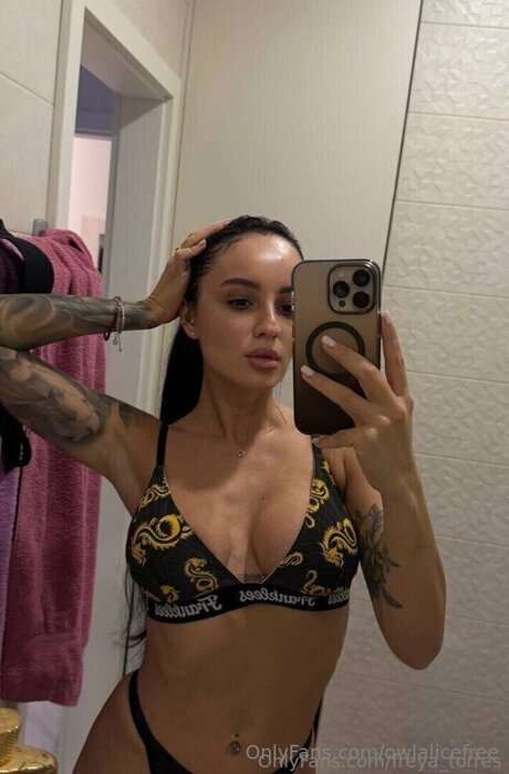 Owlalicefree only fans nude