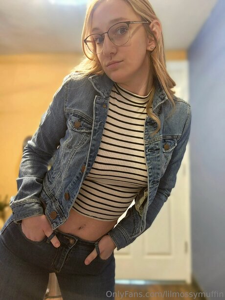 Lilmossymuffn nude only fans leaks