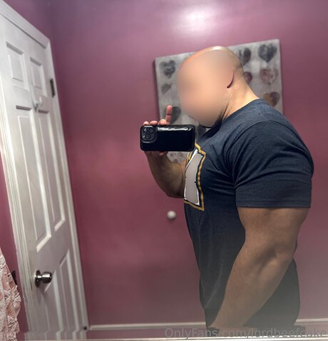Lordbeefcake onlyfans leaked tits
