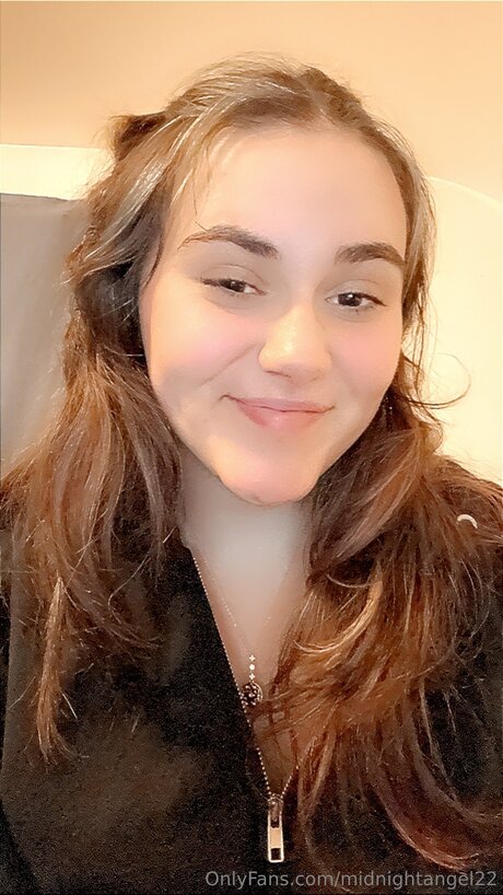 Midnightangel22 onlyfans boobs