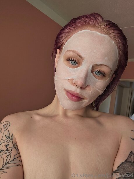 Julie Karkki naked onlyfans leaks