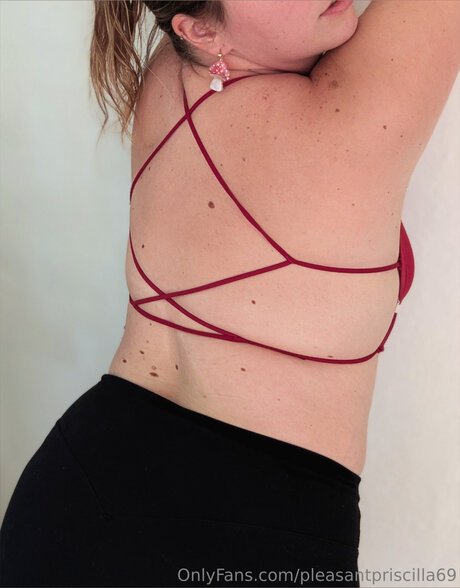 Pleasantpriscilla strip onlyfans