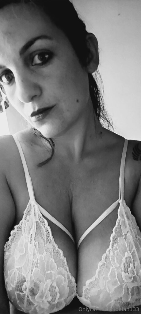 Goddesredmoon naked only fans