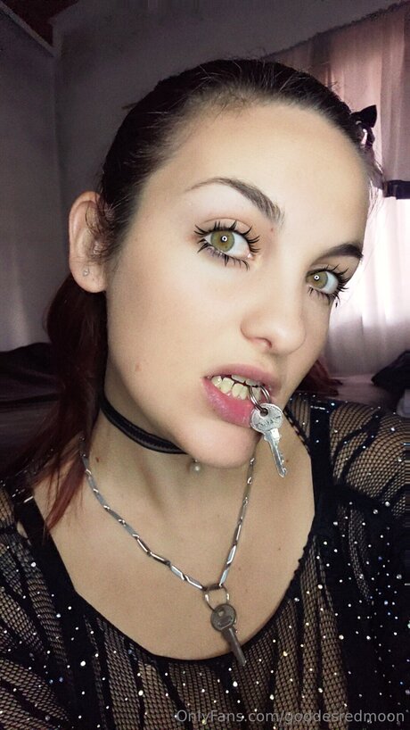 Goddesredmoon onlyfans content leaked