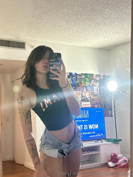 Onlyevamariexx onlyfans content leaked