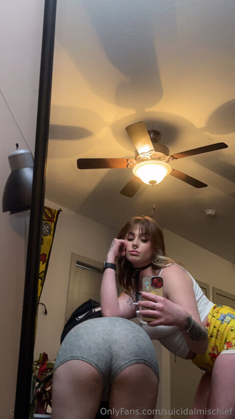 Suicidalmischief leaks only fans