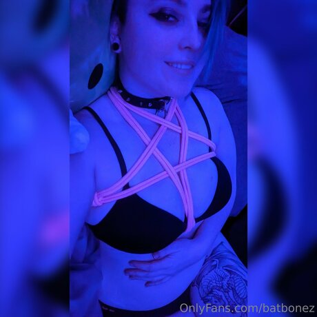 Batbonez free onlyfans