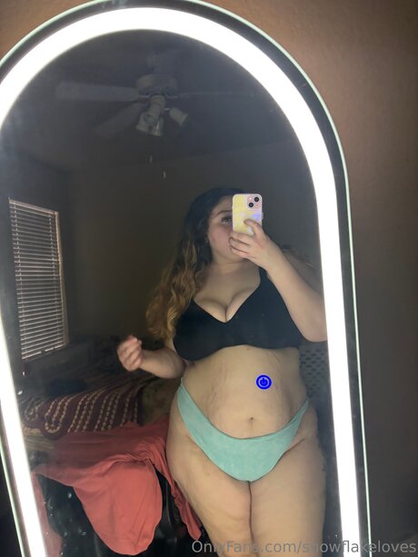 Snowflakelovess onlyfans porn