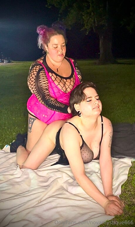 Novamystique666 onlyfans content