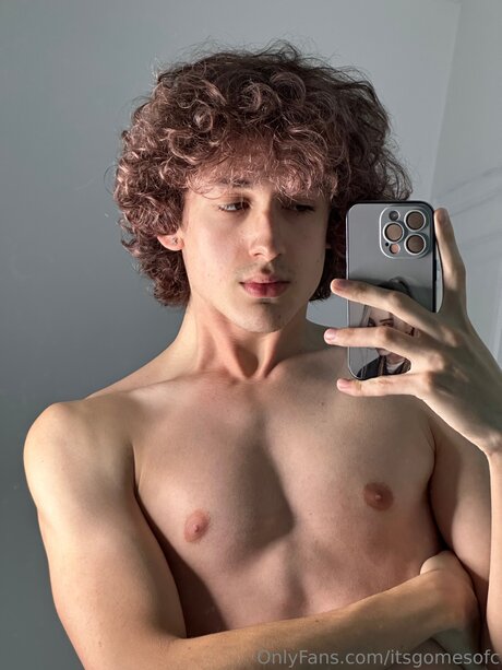 Itsgomesofc only fans nude leaks