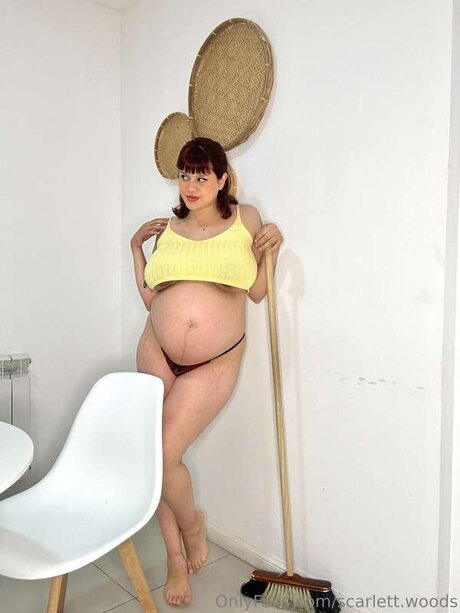 Scarlett Woods boobs onlyfans